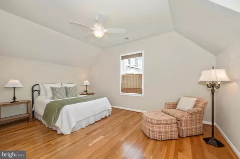 Bedroom - 9158 Hinks Ln, Frederick, MD 21704 photo 3 of 6