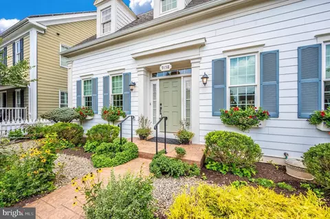 Exterior - 9158 Hinks Ln, Frederick, MD 21704 photo 8 of 11