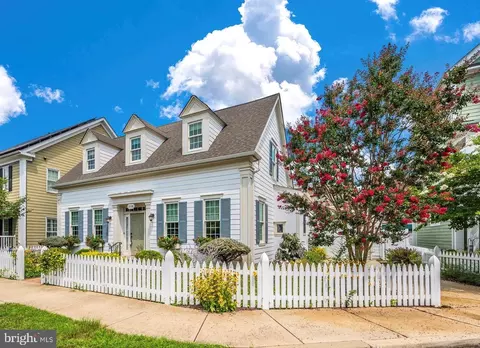 9158 Hinks Ln, Frederick, MD 21704
