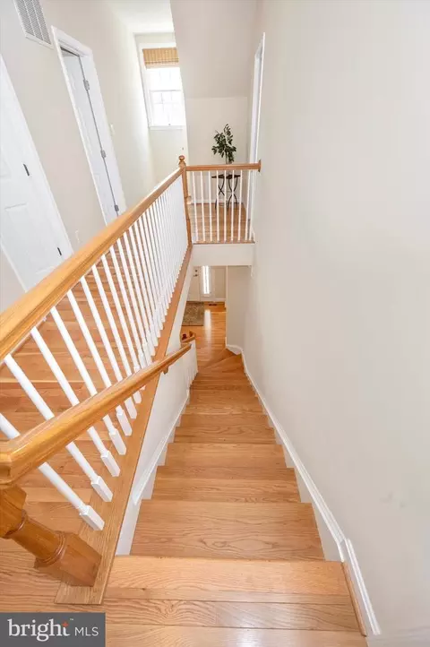 Entry Way - 9158 Hinks Ln, Frederick, MD 21704 photo 11 of 12