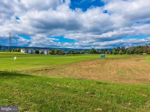 View/Area - 2502 Driftwood Ct #1B, Frederick, MD 21702 photo 4 of 4