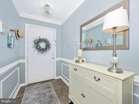 Entry Way - 2502 Driftwood Ct #1B, Frederick, MD 21702 photo 3 of 4