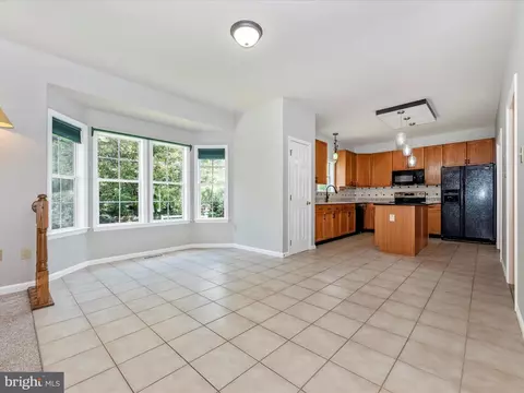 Living - 810 Geronimo Dr, Frederick, MD 21701 photo 6 of 9