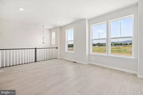 2002 Alice Ct, Frederick, MD 21702 photo 13