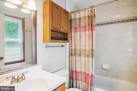 5596 Parkview Ct, Frederick, MD 21702 photo 14