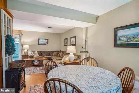 5596 Parkview Ct, Frederick, MD 21702 photo 25