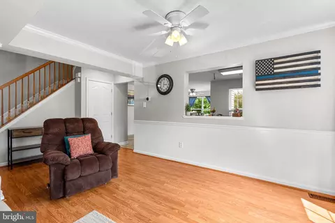 Entry Way - 100 Buell Dr, Frederick, MD 21702 photo 2 of 2