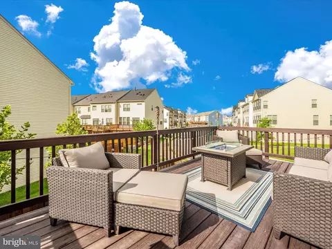 Exterior - 6593 Corbel Way, Frederick, MD 21703 photo 13 of 16