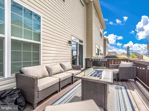 Exterior - 6593 Corbel Way, Frederick, MD 21703 photo 15 of 16