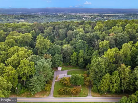 5312 Bartonsville Rd, Frederick, MD 21704 photo 2