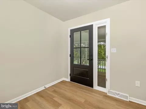 5312 Bartonsville Rd, Frederick, MD 21704 photo 9