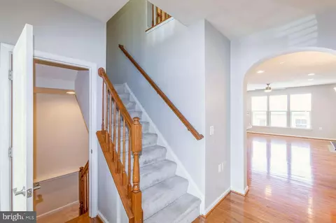 Entry Way - 3010 Palatine Dr, Frederick, MD 21701 photo 3 of 5