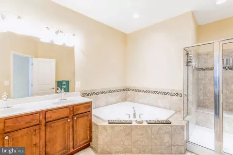 Bath - 3010 Palatine Dr, Frederick, MD 21701 photo 1 of 3