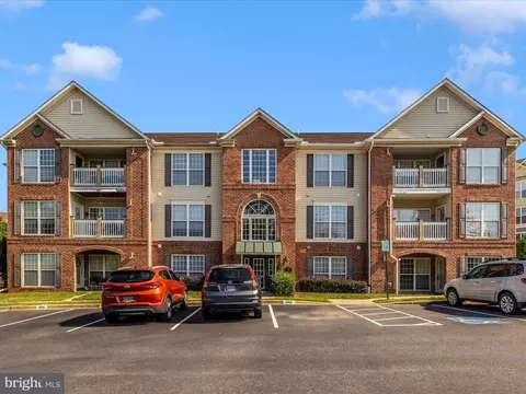 2100 Yates Dr #1C, Frederick, MD 21702