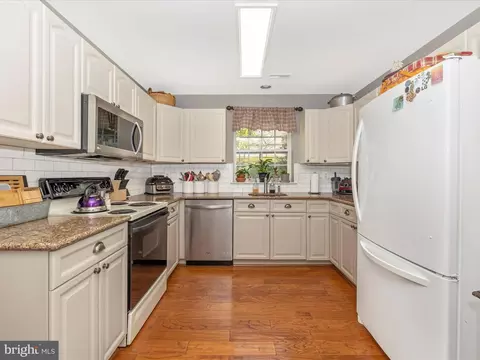 Kitchen - 2100 Yates Dr #1C, Frederick, MD 21702 photo 2 of 7