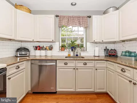 Kitchen - 2100 Yates Dr #1C, Frederick, MD 21702 photo 3 of 7