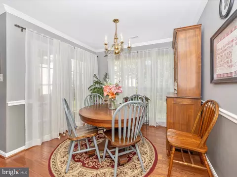 Dining - 2100 Yates Dr #1C, Frederick, MD 21702 photo 3 of 4
