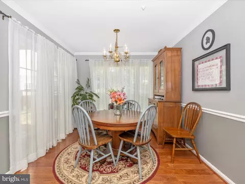 Dining - 2100 Yates Dr #1C, Frederick, MD 21702 photo 2 of 4