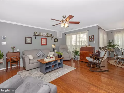 Living - 2100 Yates Dr #1C, Frederick, MD 21702 photo 2 of 5