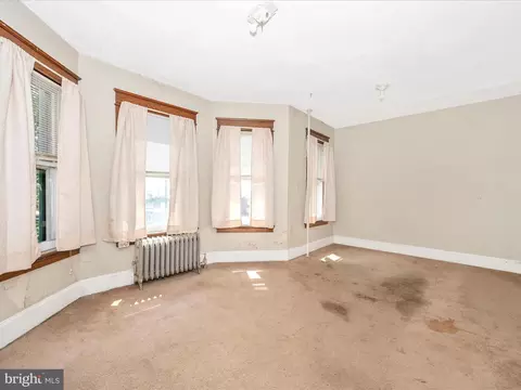 Living - 350 E 3rd St, Frederick, MD 21701 photo 8 of 9