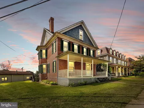 Exterior - 350 E 3rd St, Frederick, MD 21701 photo 1 of 12