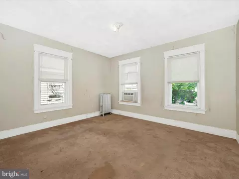 Bedroom - 350 E 3rd St, Frederick, MD 21701 photo 2 of 5