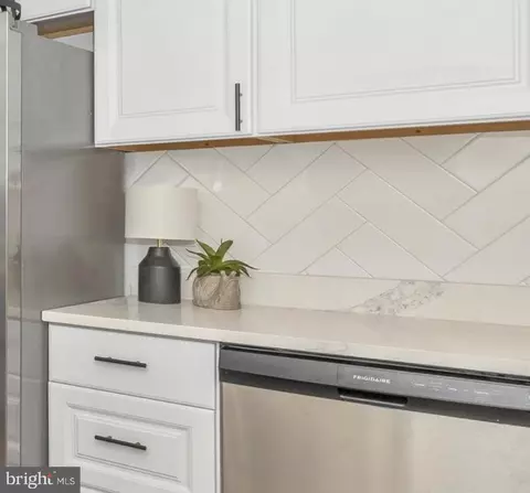 Kitchen - 711 E B St, Brunswick, MD 21716 photo 4 of 5