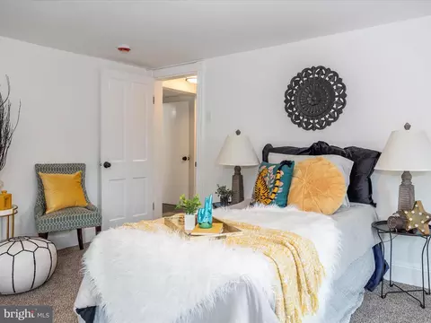 Bedroom - 711 E B St, Brunswick, MD 21716 photo 12 of 18