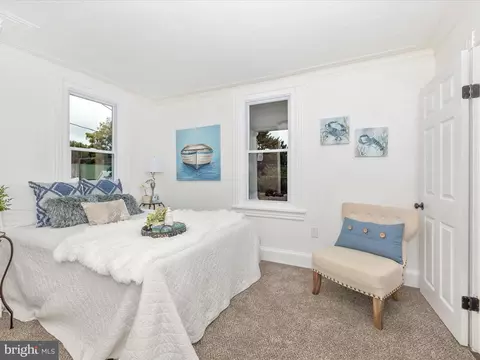 Bedroom - 711 E B St, Brunswick, MD 21716 photo 3 of 18