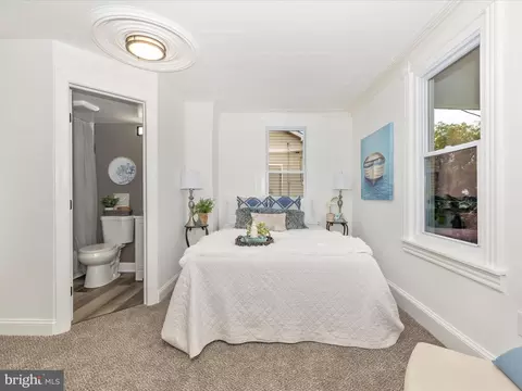 Bedroom - 711 E B St, Brunswick, MD 21716 photo 1 of 18