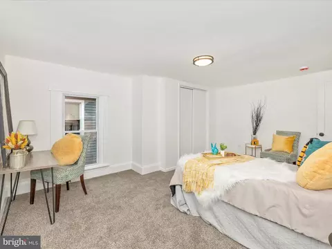 Bedroom - 711 E B St, Brunswick, MD 21716 photo 14 of 18