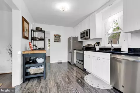 633 Grant Pl, Frederick, MD 21702 photo 13