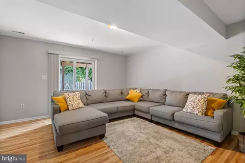 7139 Oberlin Cir, Frederick, MD 21703 photo 5