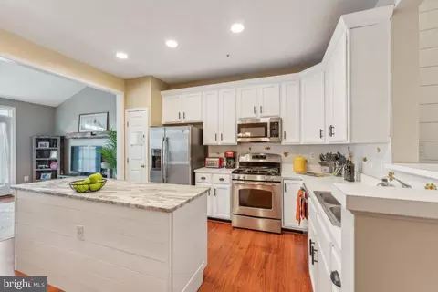 Kitchen - 5405 Viceroy Ct, Frederick, MD 21703 photo 3 of 3