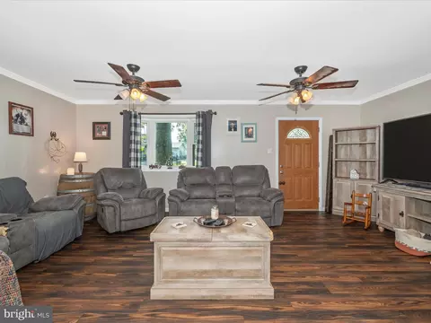 7025 Linganore Rd, Frederick, MD 21701 photo 9