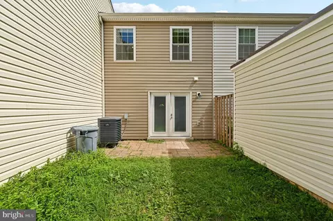Exterior - 581 Lancaster Pl, Frederick, MD 21703 photo 6 of 7