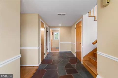Entry Way - 6108 Long Branch Rd, Frederick, MD 21701 photo 2 of 6