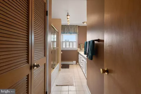 Entry Way - 6108 Long Branch Rd, Frederick, MD 21701 photo 6 of 6