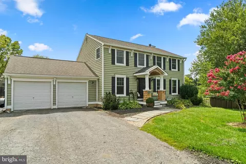 9903 Greenbrier Ln, Walkersville, MD 21793