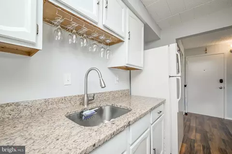997 C Heather Ridge Dr #3C, Frederick, MD 21702 photo 5