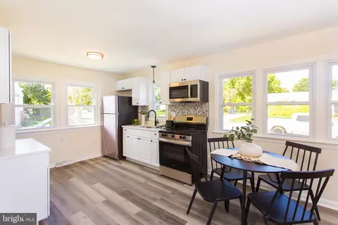 808 Montclaire Ave, Frederick, MD 21701 photo 4