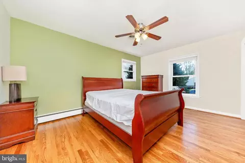 Bedroom - 14 Fairview Ave, Frederick, MD 21701 photo 3 of 6