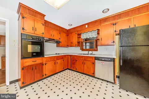 Kitchen - 14 Fairview Ave, Frederick, MD 21701 photo 2 of 3