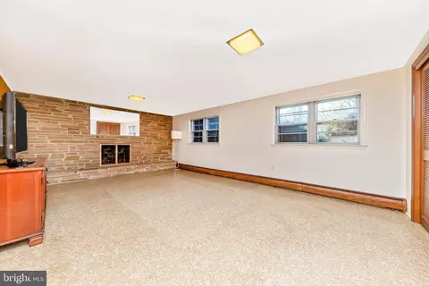 Living - 14 Fairview Ave, Frederick, MD 21701 photo 5 of 5