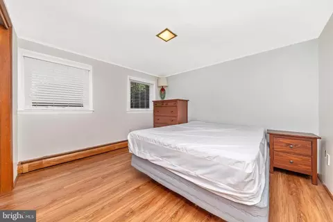 Bedroom - 14 Fairview Ave, Frederick, MD 21701 photo 6 of 6