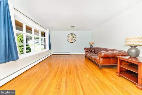 Living - 14 Fairview Ave, Frederick, MD 21701 photo 2 of 5