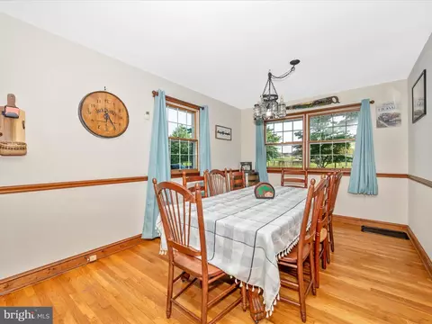 6832 Willis Ln, Frederick, MD 21702 photo 10