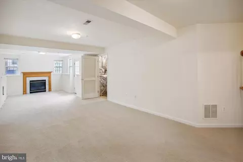 Living - 5504 Westcott Cir, Frederick, MD 21703 photo 8 of 8