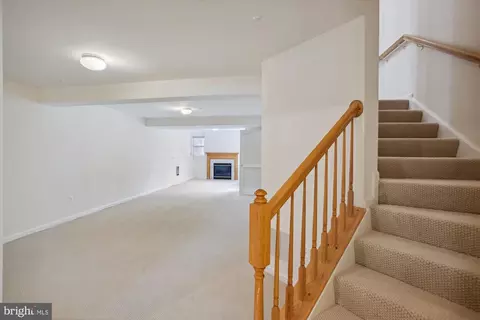 Living - 5504 Westcott Cir, Frederick, MD 21703 photo 7 of 8