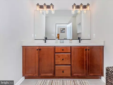 829 Lindley Rd, Frederick, MD 21701 photo 3